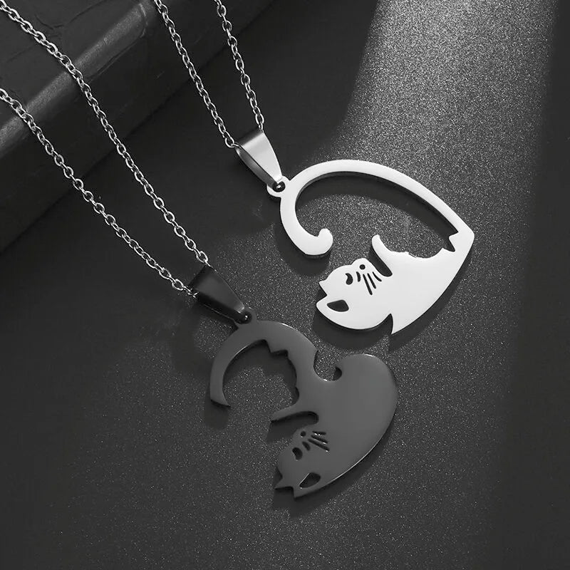 Colliers Pendentifs Chat Cœur Yin Yang : Symboles d'Amour et d'Harmonie